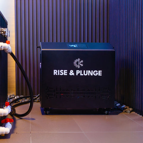 Luxe Ice Bath with 1.4 HP Pro Chiller