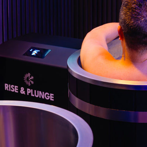 Luxe Ice Bath with 1.4 HP Pro Chiller